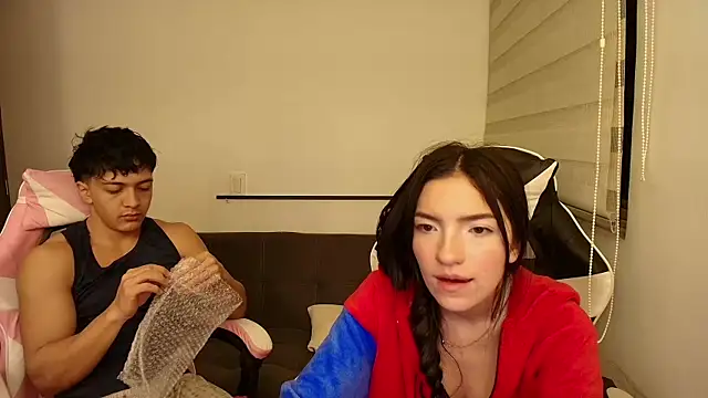 DesireLuxe online show from 11-26-25, 07:19