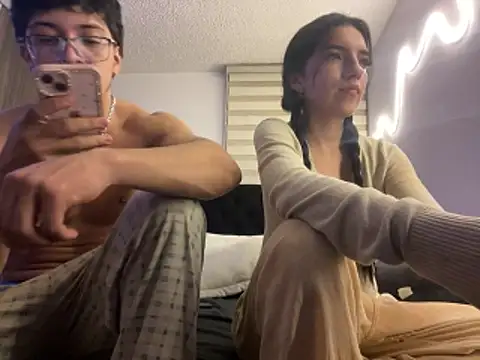 DesireLuxe online show from 02-19-26, 08:55