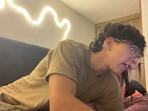 DesireLuxe online show from 10-07-25, 05:19