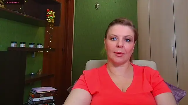 Snapshot of VeronikawGold chatting on 05-26-26, 09:24 VeronikawGold online show from 05-26-26, 09:24