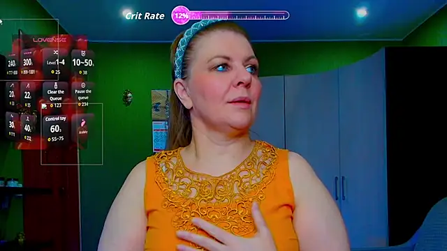 Snapshot of VeronikawGold chatting on 06-17-26, 09:36 VeronikawGold online show from 06-17-26, 09:36