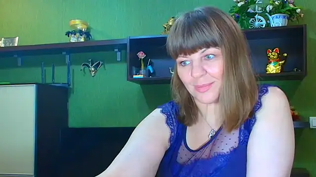 VeronikawGold online show from 11-14-25, 01:20