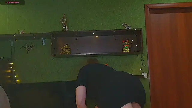 VeronikawGold online show from 03-28-26, 03:40