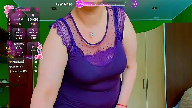 Snapshot of VeronikawGold chatting on 06-17-26, 08:25 VeronikawGold online show from 06-17-26, 08:25