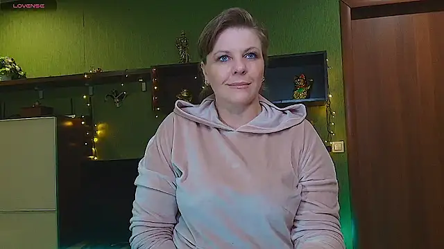 VeronikawGold online show from 03-17-26, 09:29