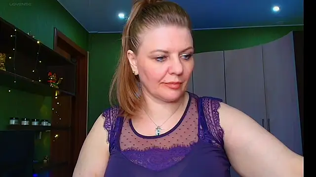 Snapshot of VeronikawGold chatting on 06-04-26, 03:38 VeronikawGold online show from 06-04-26, 03:38