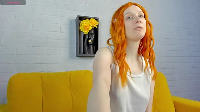 Snapshot of KristinMoore chatting on 03-08-25, 12:52 KristinMoore online show from 03-08-25, 12:52