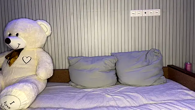 Snapshot of baby_lesi chatting on 03-03-26, 04:03 baby lesi online show from 03-03-26, 04:03