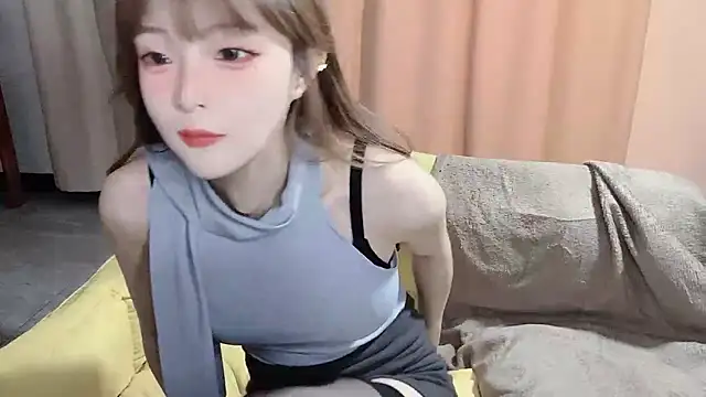 Snapshot of Annnnqi-77 chatting on 03-05-25, 07:16 Annnnqi-77 online show from 03-05-25, 07:16