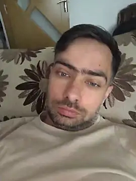 andreiiiii2025 online show from 05-18-26, 08:08