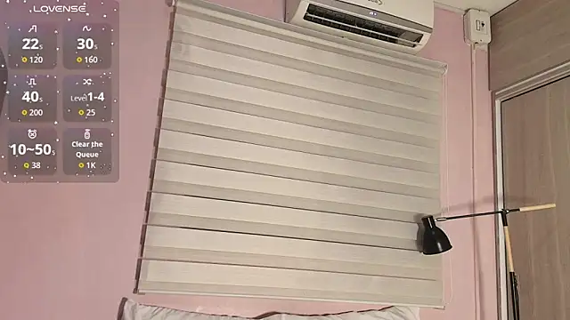 emily sweett24 online show from 10-08-25, 11:56