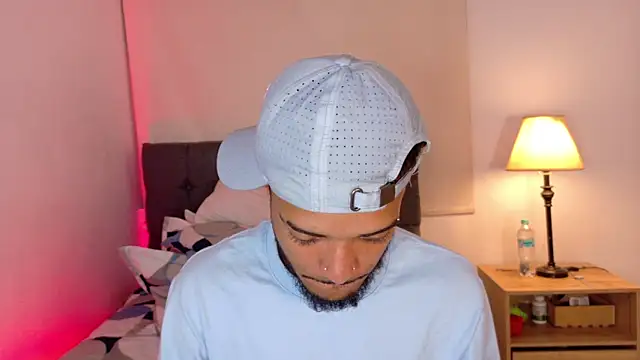 eross chipre  online show from 04-03-26, 03:13