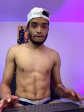 Snapshot of eross_chipre_ chatting on 03-22-25, 04:24 eross chipre online show from 03-22-25, 04:24