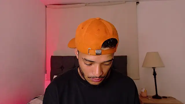 eross chipre  online show from 04-05-26, 03:13