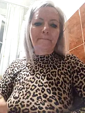 Snapshot of LadyTouch chatting on 03-22-26, 11:06 LadyTouch online show from 03-22-26, 11:06