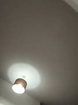 lola  med online show from 12-13-25, 10:16