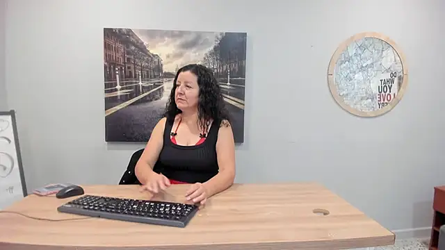 Snapshot of Ferr_Ospino chatting on 02-20-25, 03:52 Ferr Ospino online show from 02-20-25, 03:52