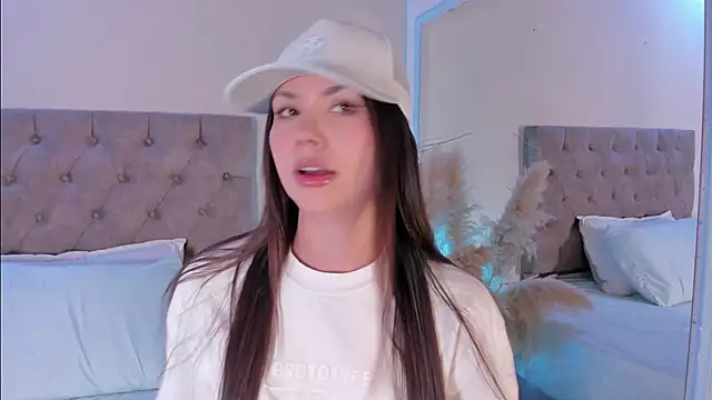 Celeste 99 online show from 11-27-25, 05:08