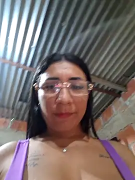 Snapshot of hot_veteran01 chatting on 06-09-26, 10:49 hot veteran01 online show from 06-09-26, 10:49
