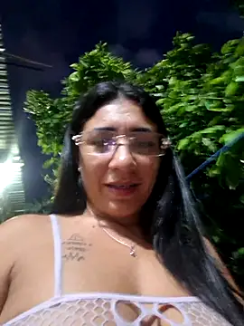 Snapshot of hot_veteran01 chatting on 05-05-26, 10:07 hot veteran01 online show from 05-05-26, 10:07