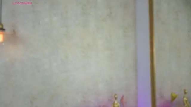 Leaa Cox online show from 04-12-26, 03:48