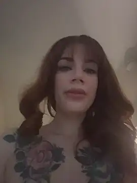 FrancescaFerra online show from 10-24-25, 12:26