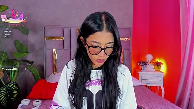 Tyla Ks online show from 04-08-26, 07:59