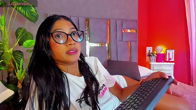 Tyla Ks online show from 03-31-26, 07:27