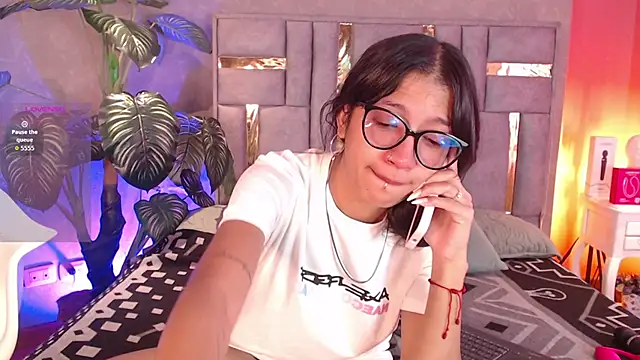 Tyla Ks online show from 09-20-25, 07:52