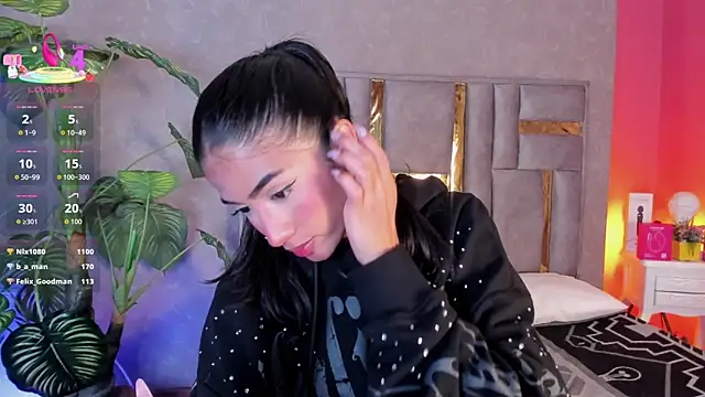 Tyla Ks online show from 06-11-26, 12:32