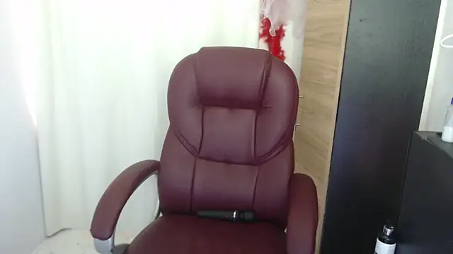 Mature 2025 online show from 06-01-26, 04:39