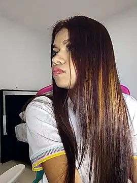 sophia ramirez12 online show from 06-05-26, 10:15