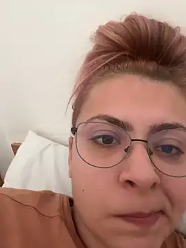 KittieHallo online show from 02-25-25, 03:09