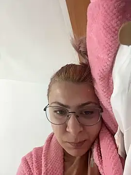 KittieHallo online show from 02-22-25, 04:51