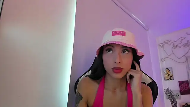 agaataa  online show from 11-21-25, 07:13