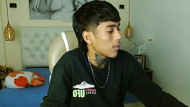 RyanKing19 online show from 02-25-25, 01:43