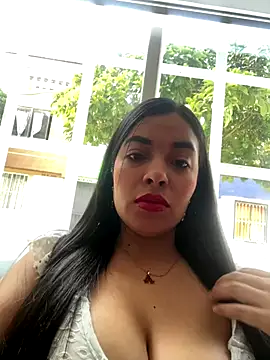 Snapshot of _SARA_69 chatting on 09-27-25, 01:17  SARA 69 online show from 09-27-25, 01:17