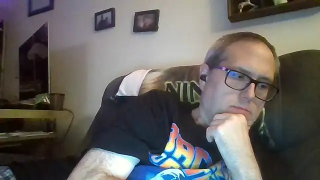 Smallone327 online show from 09-21-25, 03:55