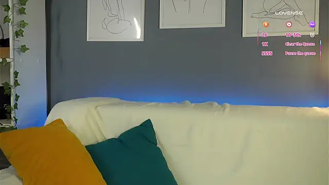 EmilaMills online show from 03-19-25, 03:20