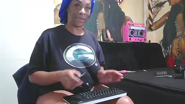 Queenanitadix online show from 03-21-26, 03:27