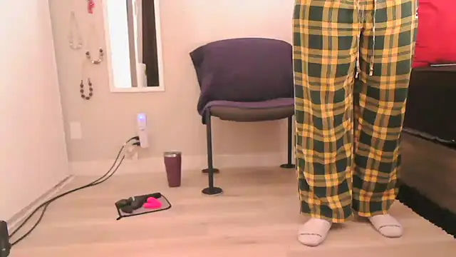 Snapshot of Queenanitadix chatting on 02-05-26, 09:32 Queenanitadix online show from 02-05-26, 09:32