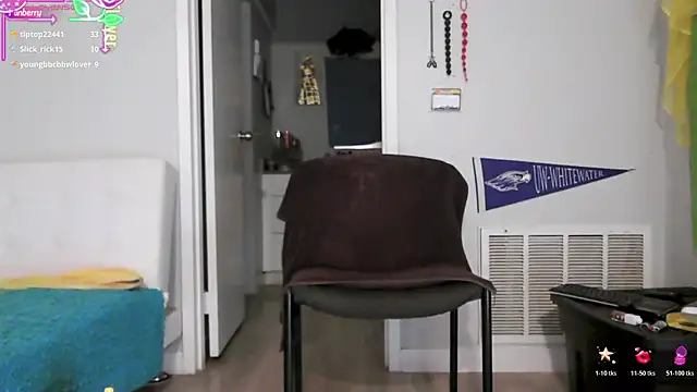 Queenanitadix online show from 06-20-26, 01:43