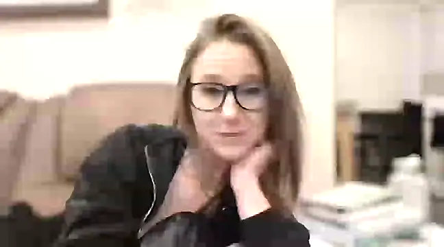 yourgoodgirl32 online show from 02-19-25, 06:33