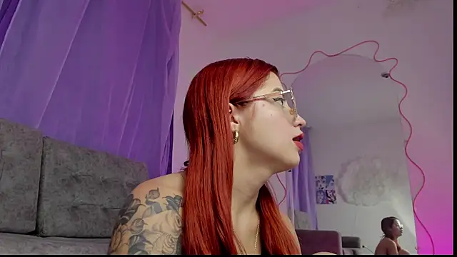 MelaniJhonson online show from 12-22-25, 06:46