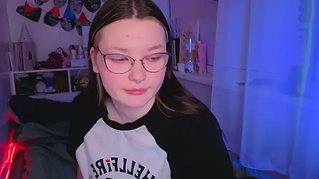 milliedoll online show from 12-19-25, 02:59