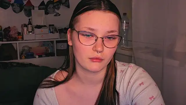 milliedoll online show from 11-20-25, 11:22