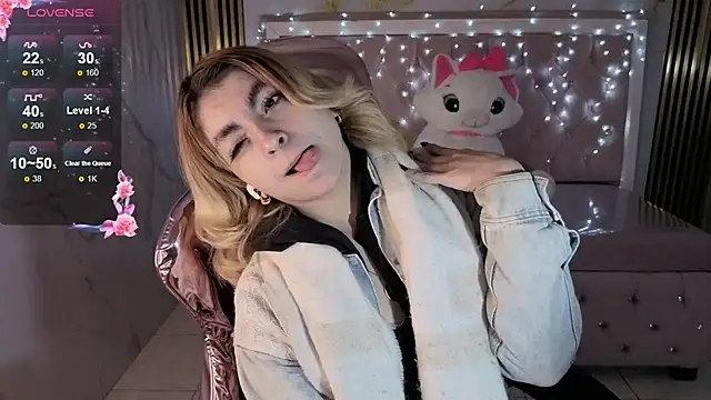 lili conor s online show from 11-19-25, 03:06