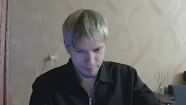 Snapshot of frama666 chatting on 04-21-26, 06:47 frama666 online show from 04-21-26, 06:47