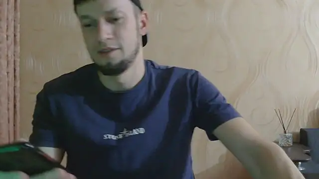 frama666 online show from 07-04-26, 08:24
