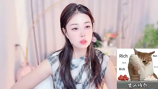Snapshot of CC-777888 chatting on 07-17-26, 12:57 CC-777888 online show from 07-17-26, 12:57